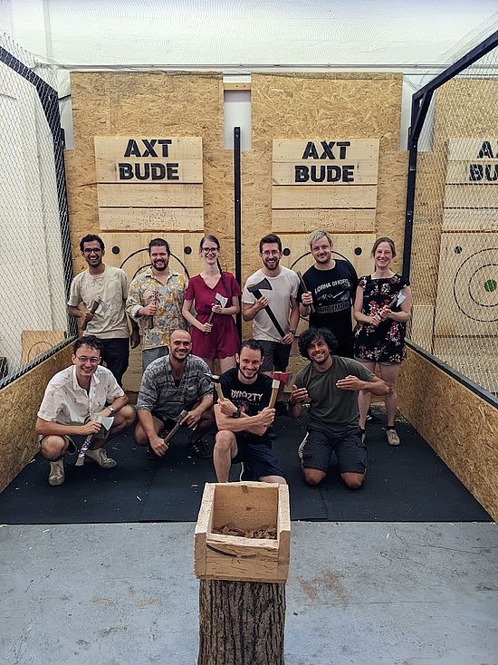 QED group at AxtBude Basel